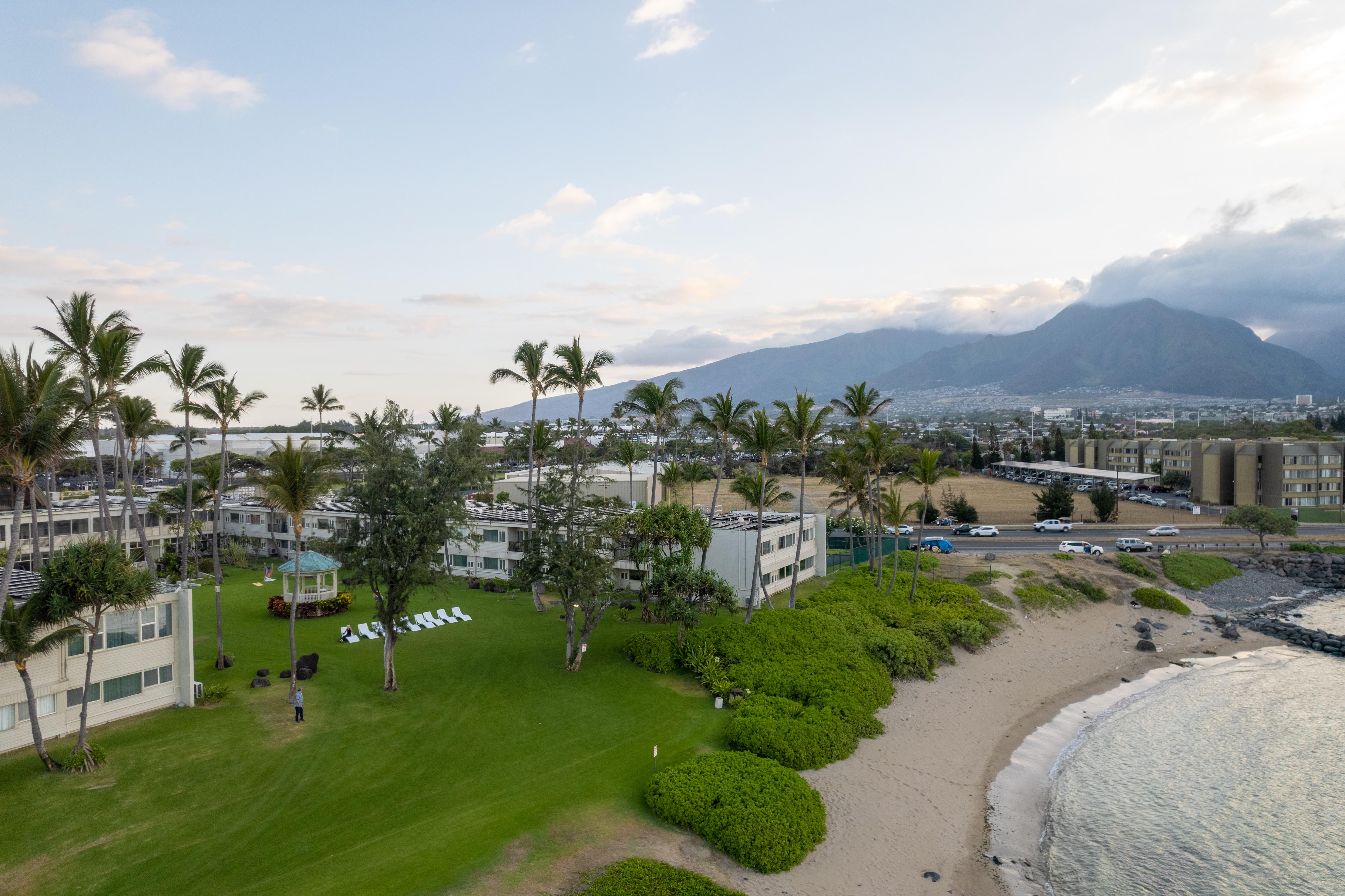Maui Beach Hotel Kahului Extérieur photo