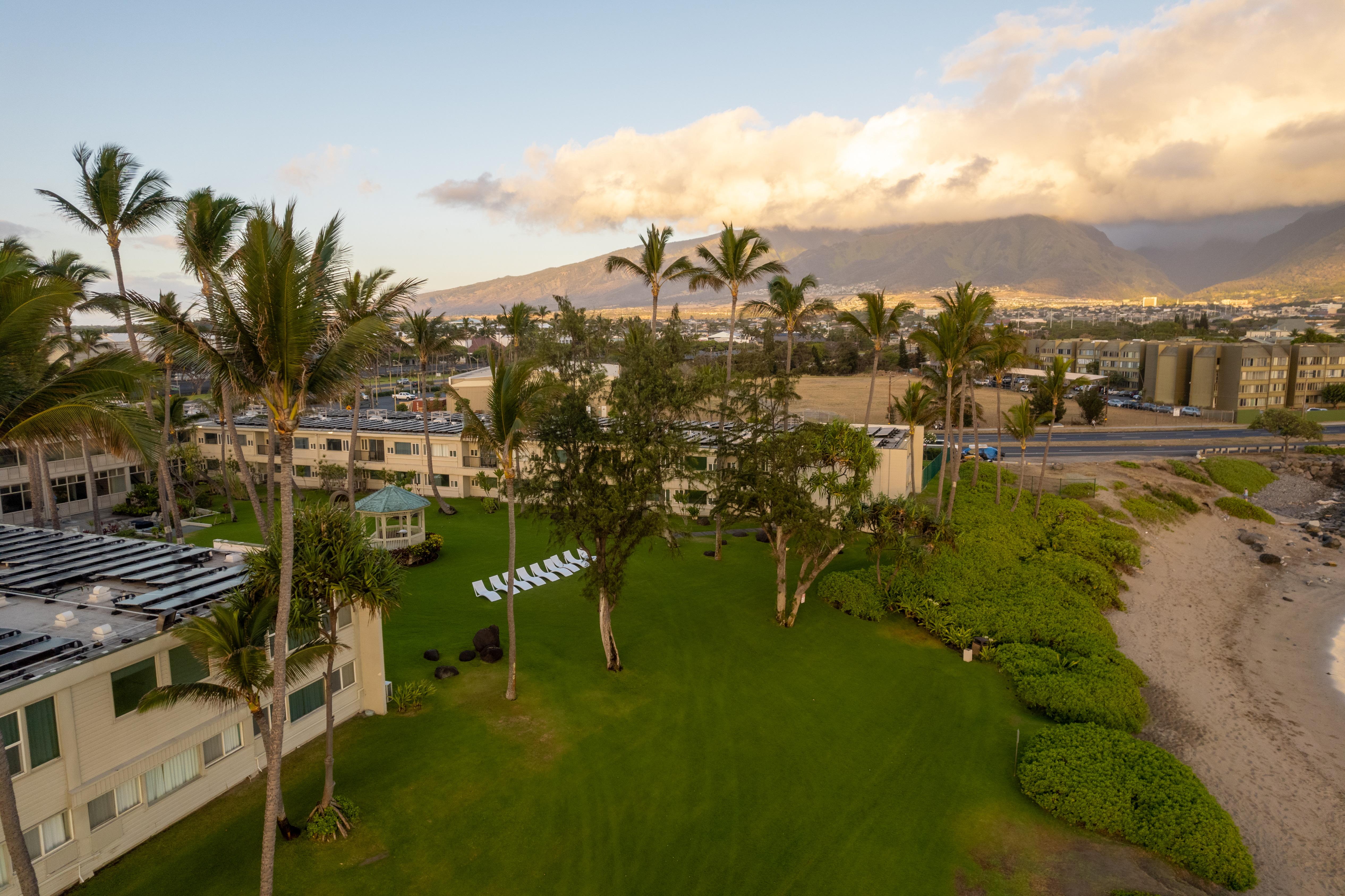 Maui Beach Hotel Kahului Extérieur photo