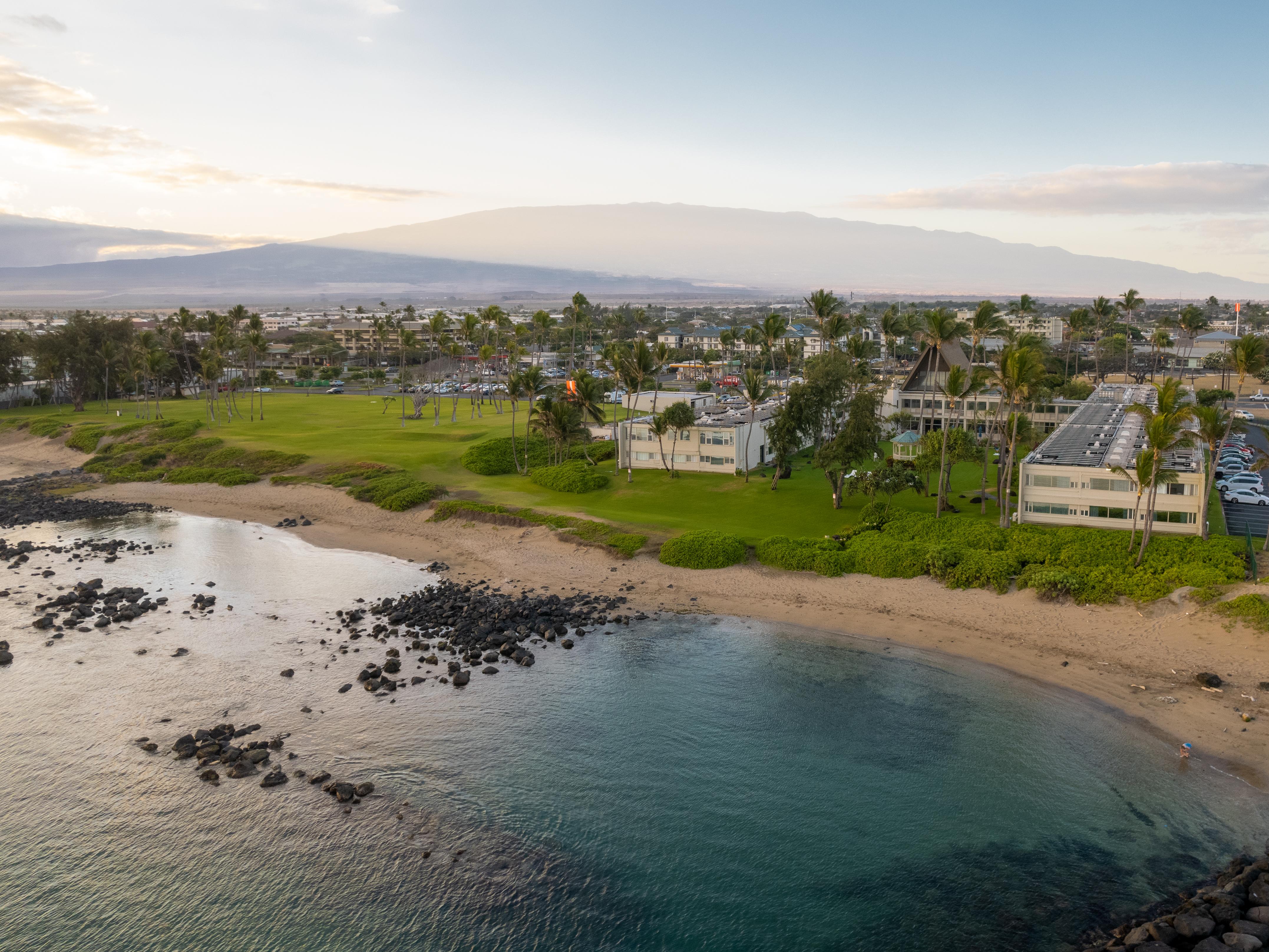 Maui Beach Hotel Kahului Extérieur photo