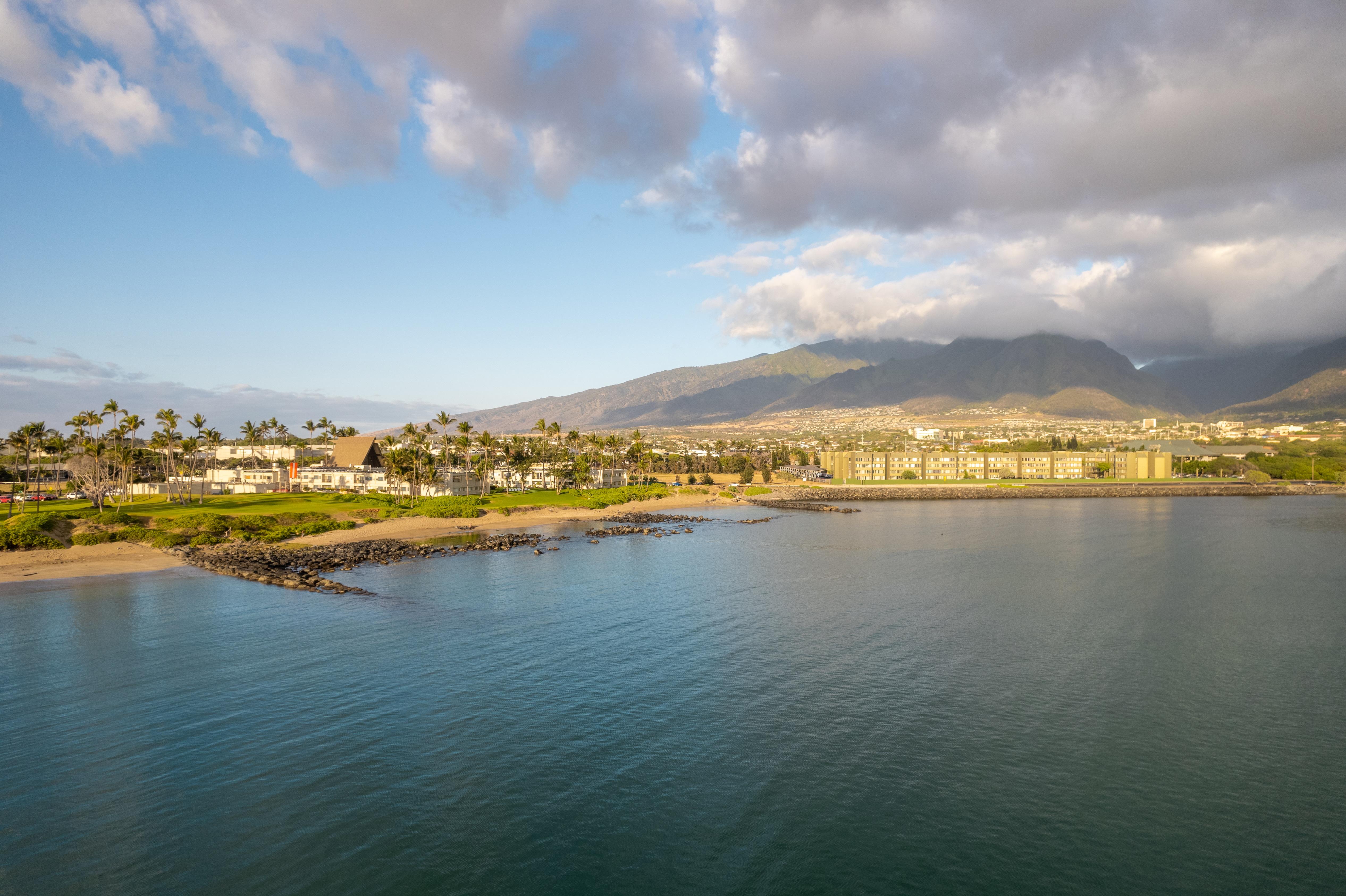 Maui Beach Hotel Kahului Extérieur photo