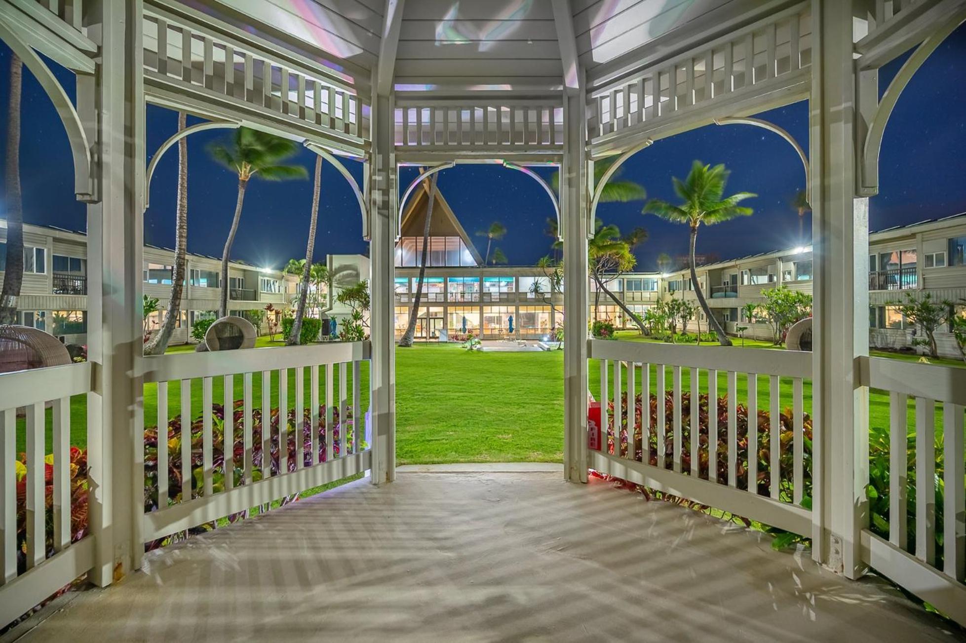 Maui Beach Hotel Kahului Extérieur photo