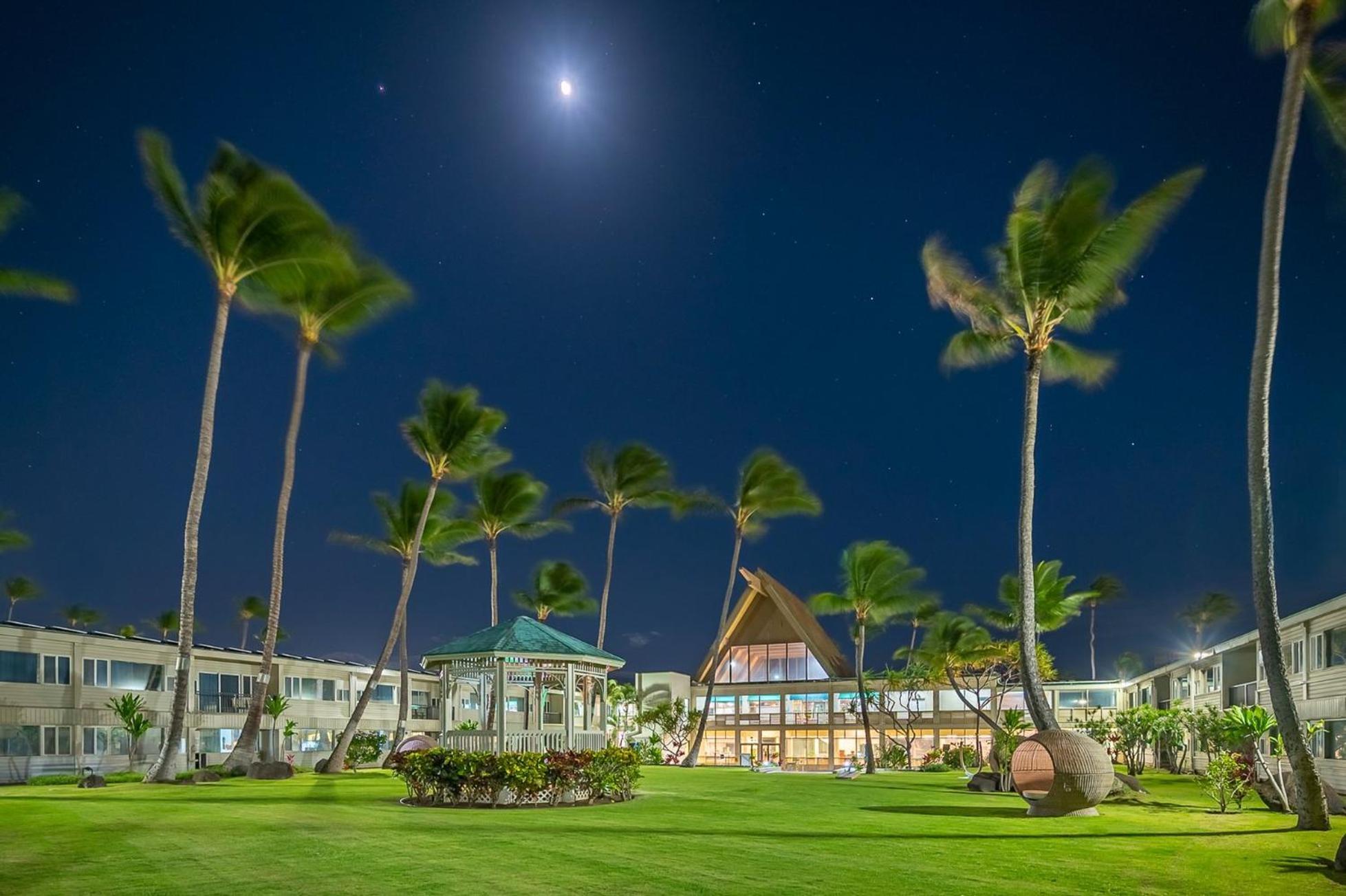 Maui Beach Hotel Kahului Extérieur photo